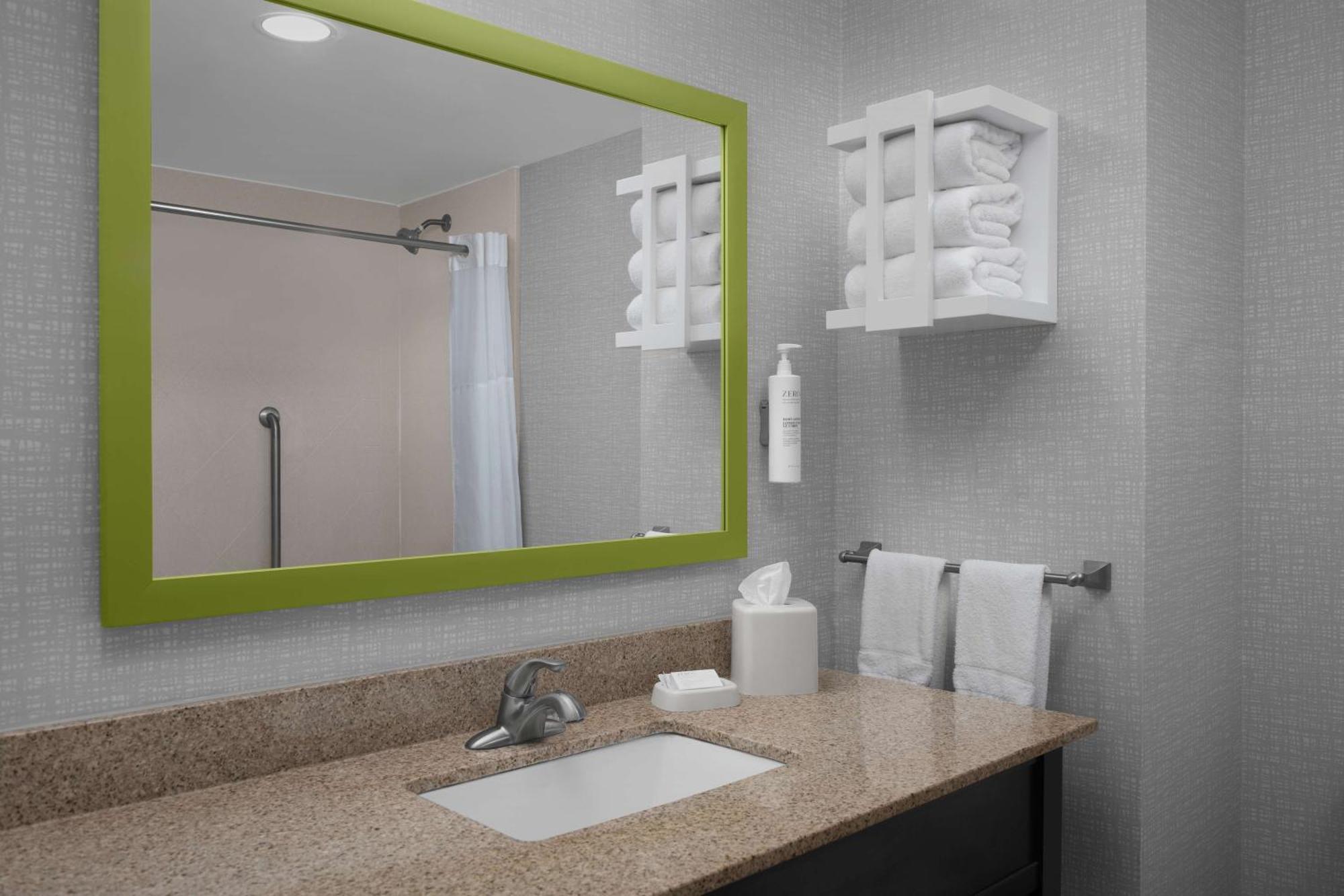 Hampton Inn Стейтсборо Экстерьер фото